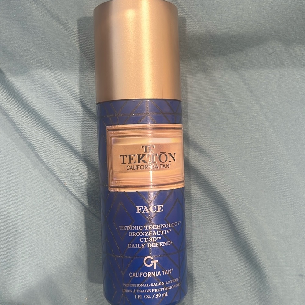 Tekton California Tan Face tanner 1 fl ounce. New.